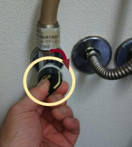 瞬間湯沸かし器取り付けは自分で出来ない？その理由と費用相場を解説 